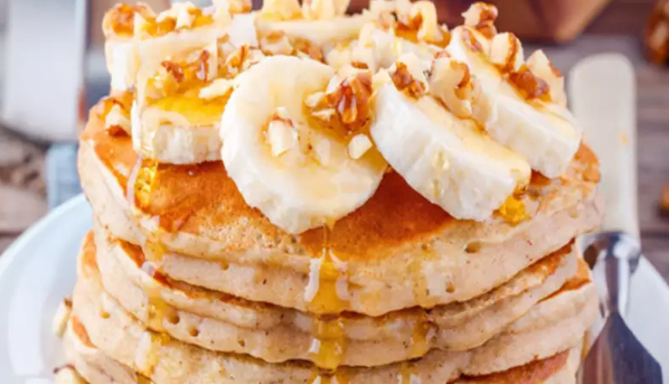 Recipe - Fluffy and Irresistible Banana Pancakes