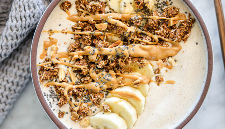 health benefits of banana,banana benefits,banana nutrition,banana for heart health,banana for digestion,banana for energy,potassium-rich foods,banana and weight loss,banana for muscle recovery,banana for skin health,banana for bone health,banana for eye health,banana recipes,healthy banana snacks