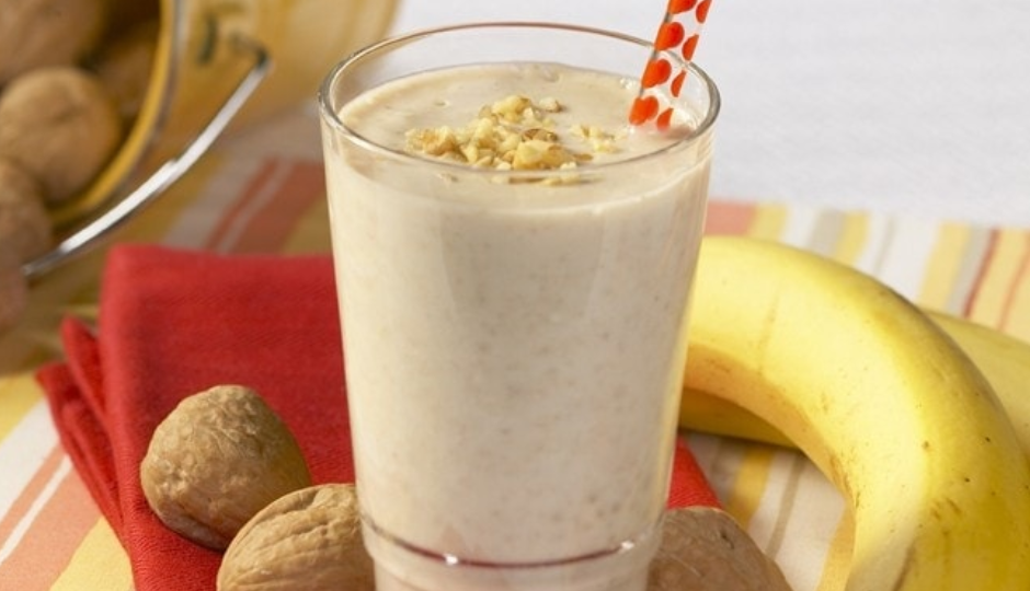 वॉलनट बनाना स्मूदी : एनर्जी का पावर हाउस है यह ड्रिंक, पीने के बाद लंबे समय तक नहीं लगती भूख #Recipe