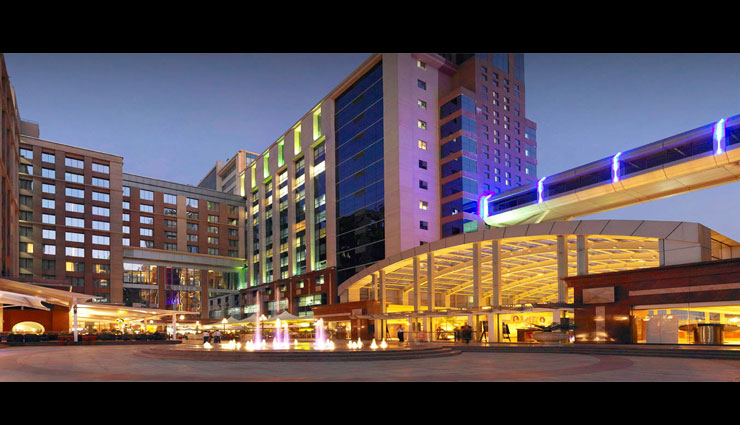 bangalore city,busiest city,densely populated,working capacity,holidays,indian tourism