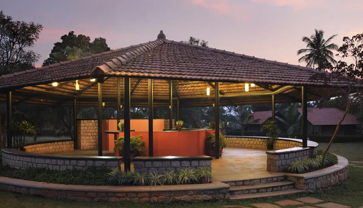 bangalore airport,places to visit near bangalore airport,bangalore,nandi hills,ai cavalli,devanhalli fort,bhoga nandeeshwara temple,lumbini gardens,yoganandeeshwara temple