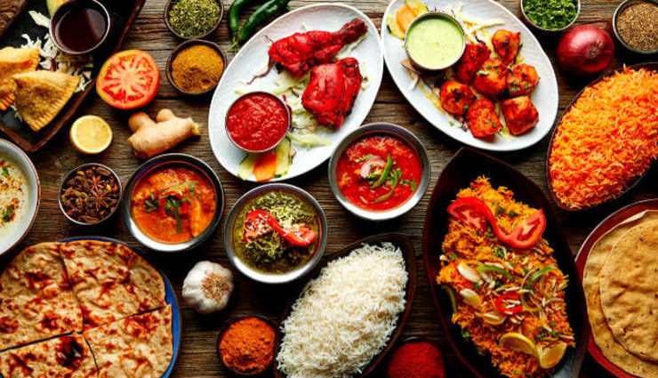 बैंगलोर जा रहे हैं तो जरूर ले यहां के इन प्रसिद्द व्यंजनों का स्वाद, फूड लवर्स के हो जाएंगे मजे
