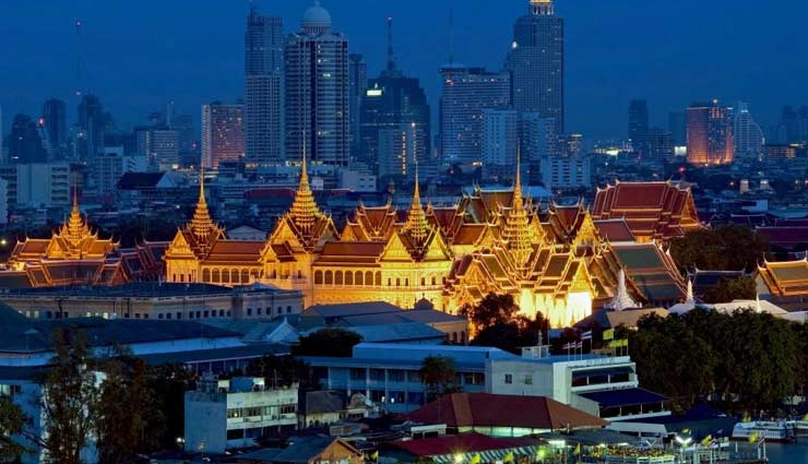 bangkok,major attractions of bangkok,countrys first buddhism school,dine at jay fai,cook like a royal chef at the blue elephant,explore phra nakhon street art,get a vintage portrait taken at chaya jitrakorn