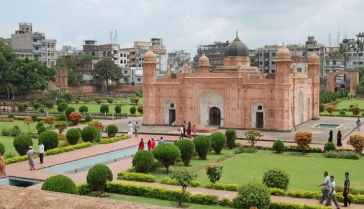 bangladesh,places to visit in bangladesh,attractions of bangladesh,chittagong,cox bazaar,nilgiri hill,sajek valley,mermaid beach