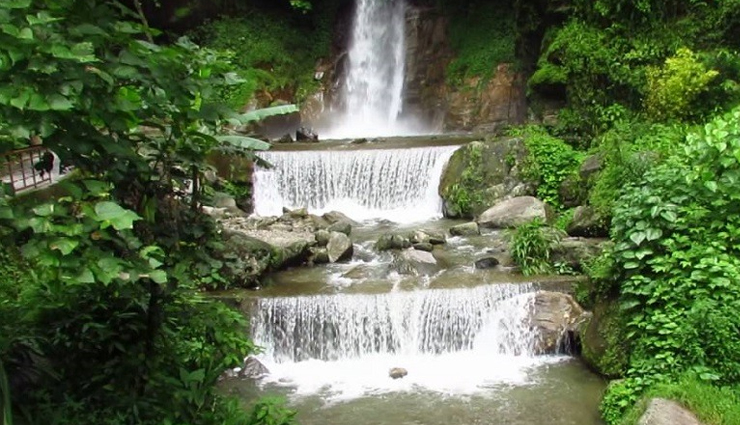 gangtok,tourist places in gangtok,sikkim,beautiful places in gangtok,gangtok travel,gangtok tourism