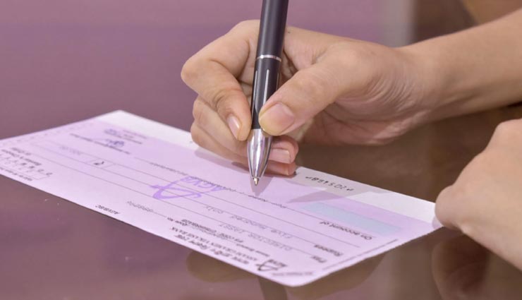 उदयपुर : ग्राहक के सामने हुई बैंक की हार, आयोग ने लगाया 10 हजार का जुर्माना