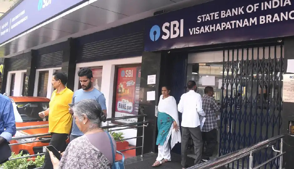 बैंक हड़ताल टली, लेकिन 5 डे वर्किंग पर सरकार की मंजूरी नहीं; जानिए किन मांगों पर बनी सहमति