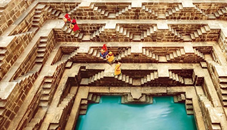  भारत की ये 5 बावड़ियां बनती हैं आकर्षण का केंद्र, पर्यटन के लिए बेहतरीन 