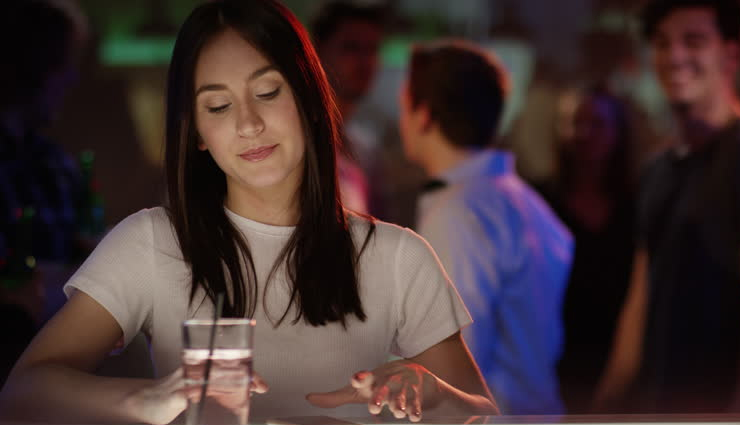 5 Reasons Why Guys Don't Approach You
