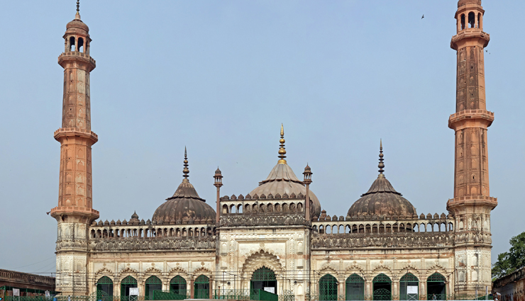 india,mosques in india,popular mosques,holidays,travel,tourism