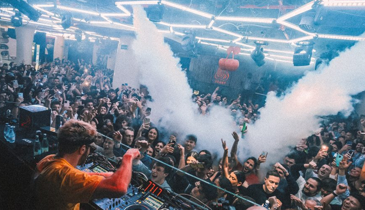 spain tourist attractions,must-visit destinations in spain,top tourist spots in spain,spain travel destinations,barcelona attractions,madrid tourist spots,granada landmarks,seville cultural sites,valencia festivals,san sebastian coastline,cordoba historical sites,toledo multicultural heritage,santiago de compostela pilgrimage,bilbao guggenheim museum,spain vacation destinations