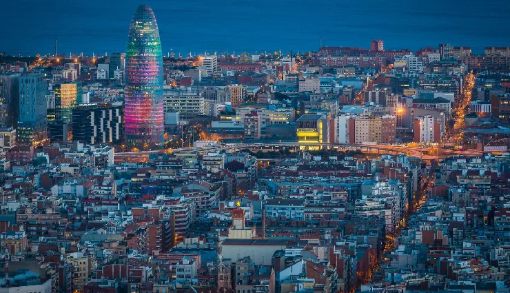 12 Not To Miss Tourist Places in Spain