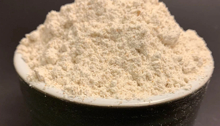 bleaching face naturally,home remedies to bleach face,household items for bleaching face,beauty tips,beauty hacks