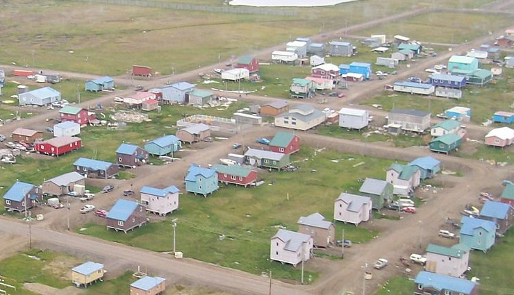 places with 24-hour sunlight,locations with midnight sun,sun never sets destinations,countries with polar day,24-hour daylight locations,midnight sun phenomenon,sun never sets places