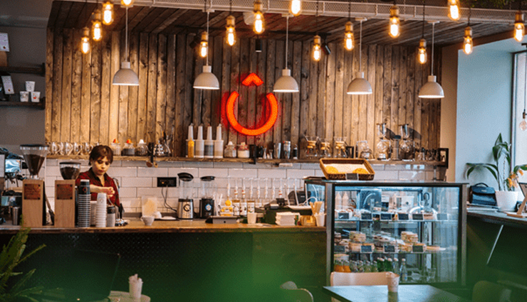 furor restaurant & pub,mahsati bagu,restoran nostalji,vip 111 pab,park house cafe,piramida sadliq sarayi,bars in ganja,ganja,azerbaijan