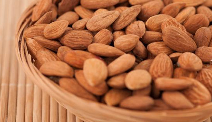 eating almonds,almongs,kids,health benefits,Health,Health tips ,हेल्थ,हेल्थ टिप्स,बादाम खाने के फायदें