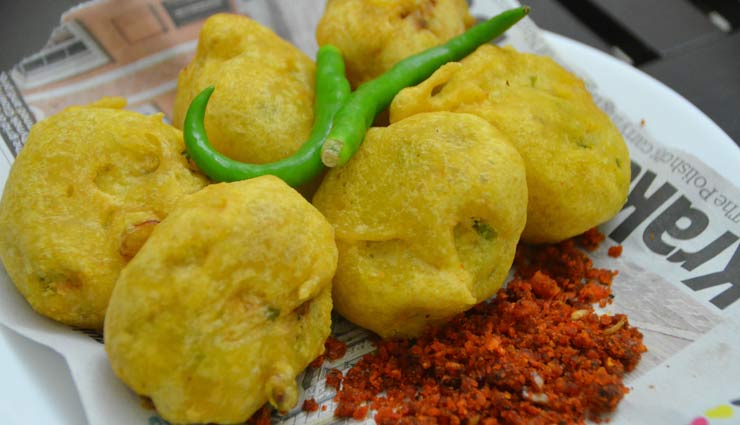 मुंबई की बेहतरीन डिश है 'बटाटा वड़ा', वीकेंड पर ले इसका मजा #Recipe 