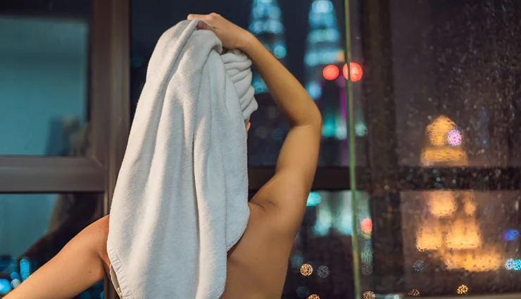 bathing mistakes,skin care errors in bathing,hair care blunders in bathing,common bathing mistakes,effects of improper bathing on skin,effects of improper bathing on hair,bathing tips for skin health,bathing tips for hair health,beauty tips for bathing,healthy bathing practices,skin care routine in the shower,hair care routine in the shower