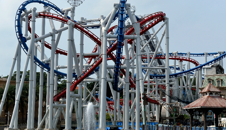 universal studios singapore trivia,fun facts about uss,unique details of universal studios sg,insider information about uss,things you did not know about universal studios,uss attractions secrets,singapore theme park facts,behind the scenes at universal studios,universal studios singapore history,uss interesting tidbits