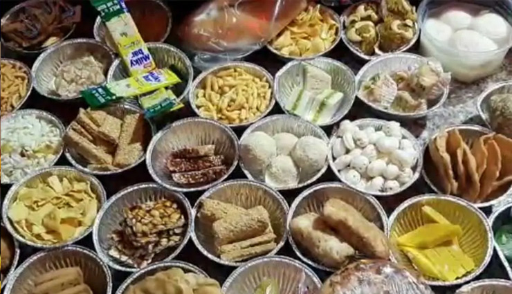 uttar pradesh,baba temple,lord shiva temple,non veg food,liquor,weird news