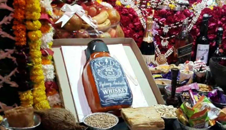 uttar pradesh,baba temple,lord shiva temple,non veg food,liquor,weird news