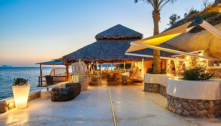 beach bars around the world,beach bars,soggy dollar bar,white bay,british virgin islands,caddys on the beach,sunset beach,florida,baba nest,phuket,thailand,la buena vida,north akumal,mexico,the william thornton,norman island,british virgin islands,theros wave bar,santorini,greece