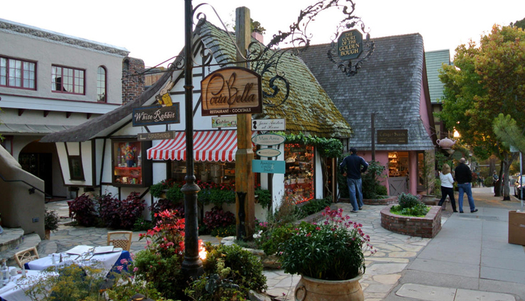 beach towns in america,best beaches,america,carmel-by-the-sea,california,mackinac island,michigan,provincetown,massachusetts,wildwood,new jersey,cannon beach,oregon,myrtle beach,south carolina