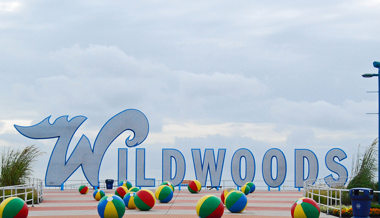 beach towns in america,best beaches,america,carmel-by-the-sea,california,mackinac island,michigan,provincetown,massachusetts,wildwood,new jersey,cannon beach,oregon,myrtle beach,south carolina