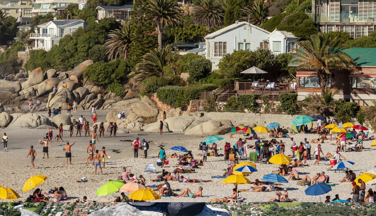 cape town,7 must do things in cape town,get an aerial perspective of the city,spend a day at the beach,soak up the atmosphere of the inner city,shop for souvenirs,best restaurants,travel,travel guide,travel tips