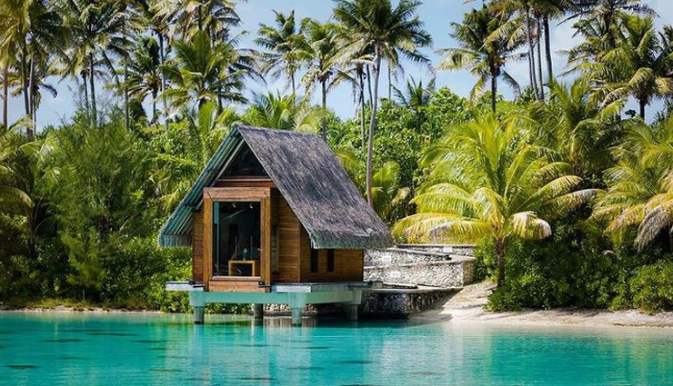 beach wedding destinations around the world,anantara dhigu resort,guana island in the british virgin islands,sheraton kauai,atlantis paradise island in the bahamas,hayman island,chapel on stilts in bora bora,romantic antigua