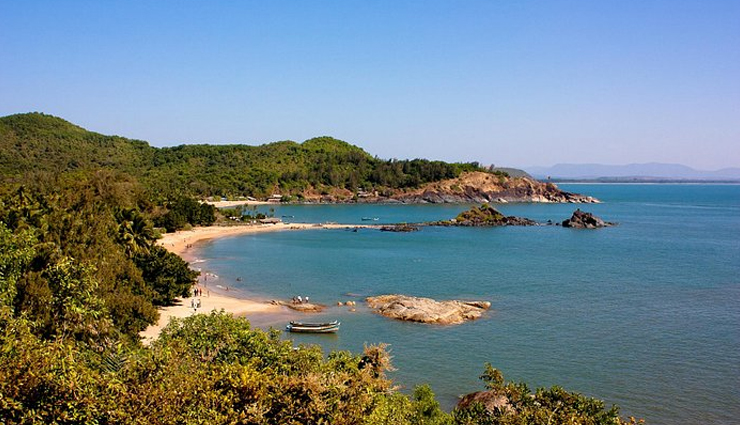 beaches,beaches in india,radhanagar beach,havelock island,tarkarli beach,maharashtra,gokarna,karnataka,mandrem,north goa,kapu,karnataka,marari beach,kerala