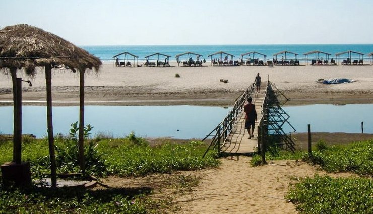 beaches,beaches in india,radhanagar beach,havelock island,tarkarli beach,maharashtra,gokarna,karnataka,mandrem,north goa,kapu,karnataka,marari beach,kerala