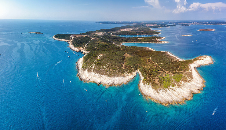 beaches to explore in croatia,croatia,beaches to visit in croatia,kamenjak,badija,palmizana,betina spilja,saplunara,kandarola