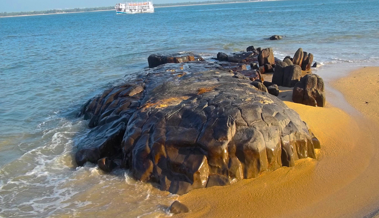 radhanagar beach,andaman and nicobar islands,agatti beach,lakshadweep,yarada beach,andhra pradesh,malpe beach,karnataka,marari beach,kerala,exotic beaches,beaches in india