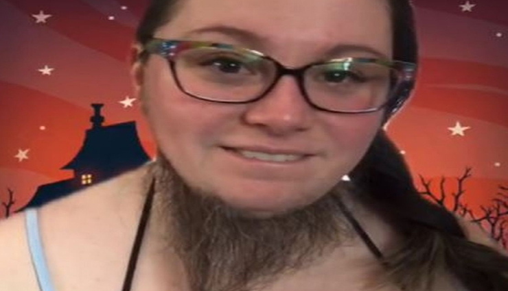 सोशल मीडिया पर मर्दों को दीवाना बना रही दाढ़ी वाली महिला, वीडियो को मिलते हैं लाखों लाइक्स 