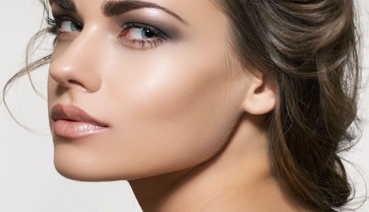 इन 4 फेसपैक की मदद से रखें अपनी सेंसिटिव त्वचा का ख्याल