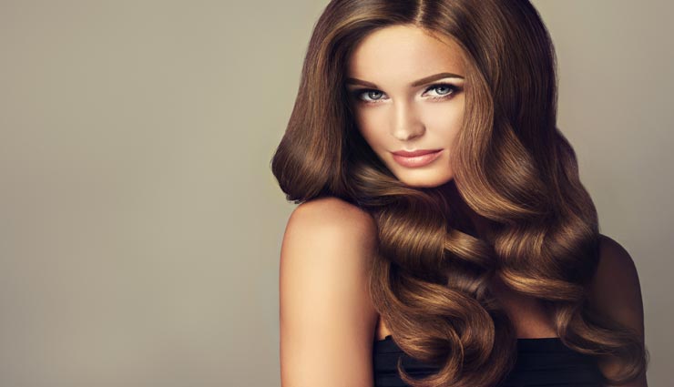 इन घरेलू हेयर मास्क की मदद से दूर करें बालों से जुड़ी हर समस्या