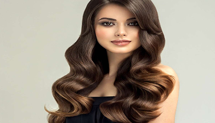 बालों की खूबसूरती और मजबूती के लिए आजमाए ये 7 होममेड हेयर पैक
