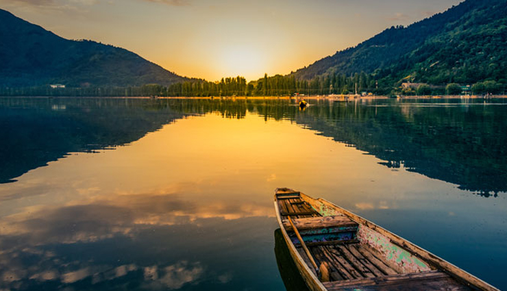 5 Most Beautiful Lakes To Visit in India