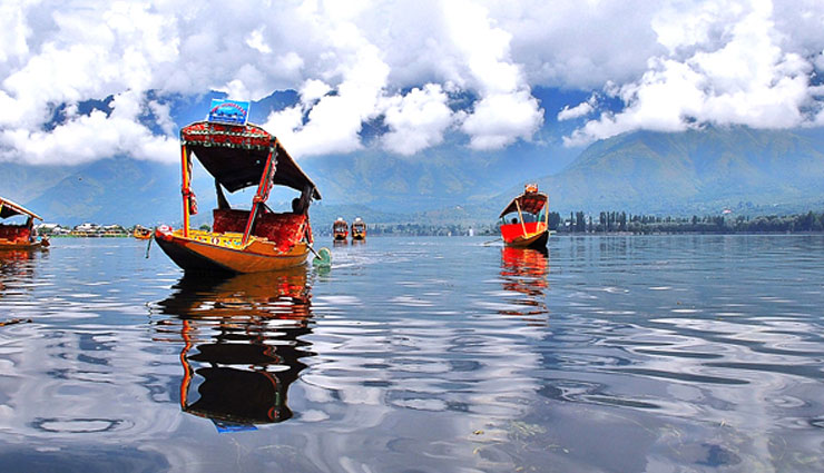 भारत की ये मशहूर झीलें बिखेरती है अपनी प्राकृतिक सुन्दरता