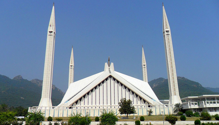 पाकिस्तान की वो खूबसूरत मस्जिदें जो आपका दिल जीत ले