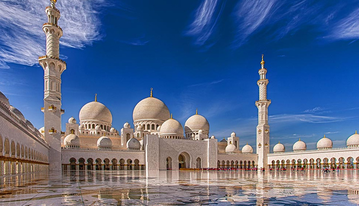 Bakrid 2018- 5 Most Beautiful Mosque in The World