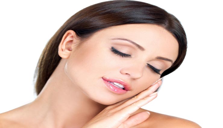 इस तरह बनाए घर पर ही यह लोशन, रूखी त्वचा बनेगी मुलायम