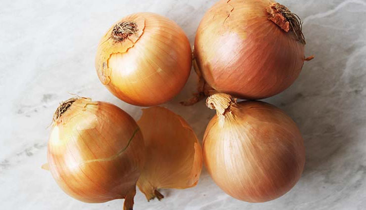 beauty benefits of raw onions,beauty tips,raw onion,skin care tips,beauty tips