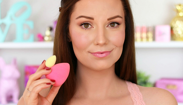 make  up tips while using sponge,beauty tips,beuaty hacks