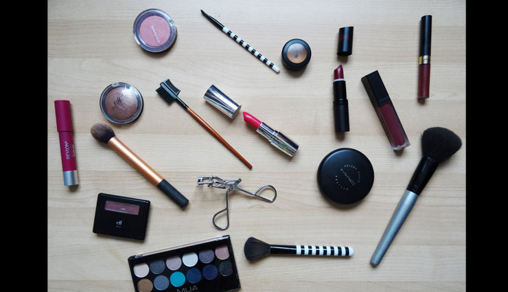 4 Beauty Essentials Products Every Woman Must Own