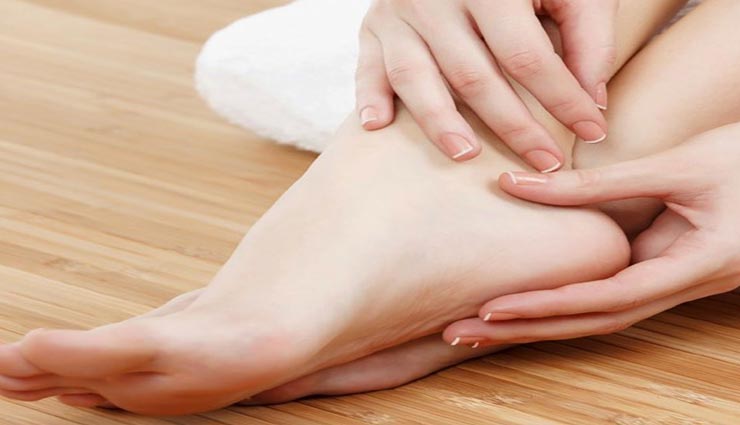 beauty tips,beauty tips in hindi,cracked heel,cracked heel remedies,home remedies