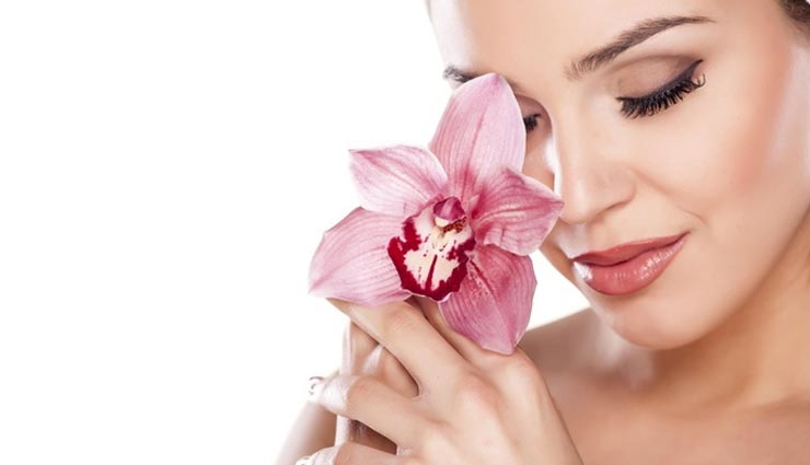 दही बनेगा आपकी दमकती त्वचा का कारण, जानें किस तरह किया जाए इस्तेमाल