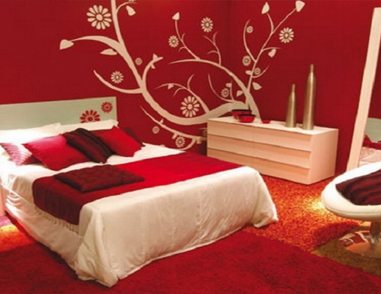 सुखी दांपत्य जीवन के लिए अपनाये बेडरूम से जुड़े ये वास्तु टिप्स 