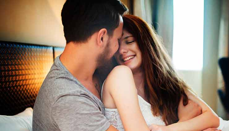 bedroom habits,relationship,couple bedroom,relationship tips